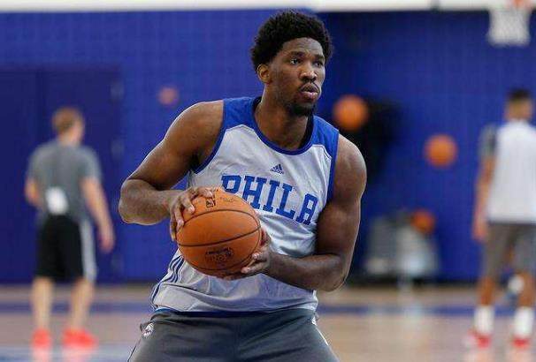 映了佛罗伦 映了佛罗伦