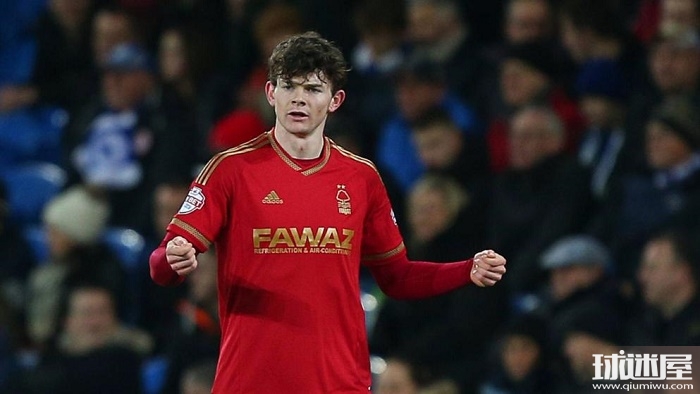 关键判罚更 关键判罚更